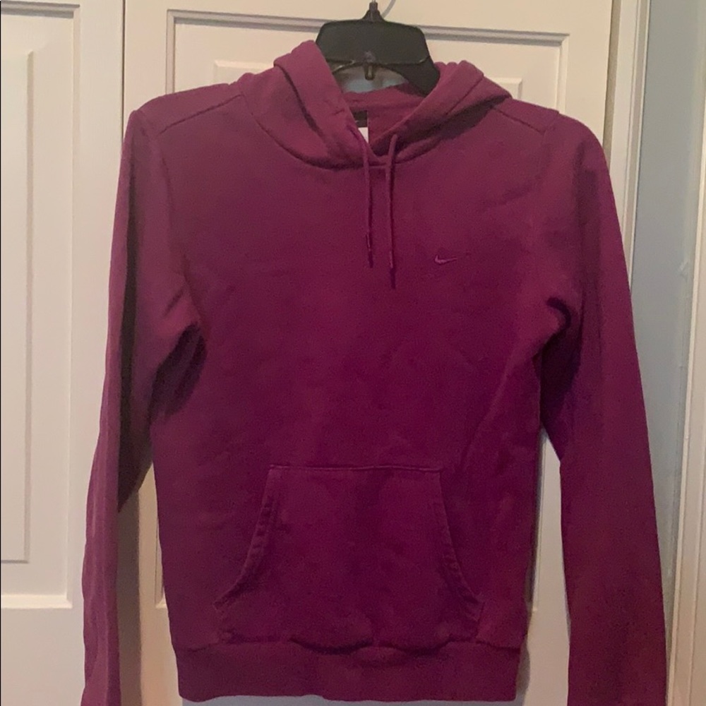 Maroon Nike hoodie